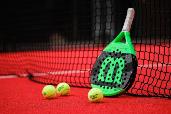 The difference between Padel balls and Tennis balls